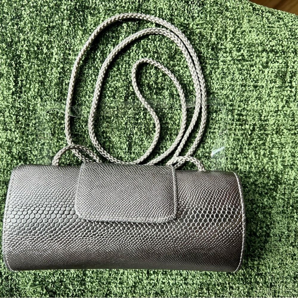 Women's Clutch 8" x 4" w/ 2' long cross body strap